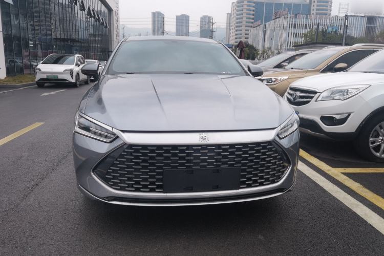 Used BYD Qin PLUS 2021 DM-i 120KM Prestige Model
