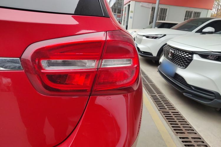 Used Mercedes-Benz GLA 2015 GLA 200 Fashion Model