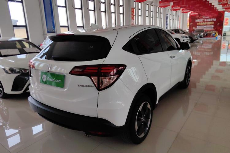 Used Honda Vezel 2017 1.8L CVT Front-Wheel Drive Pioneer Edition