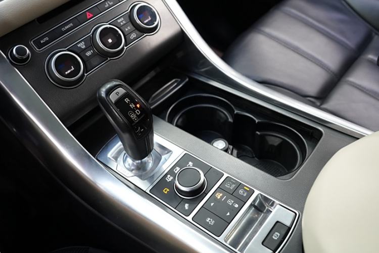 Used Land Rover Range Rover Sport 2016 3.0 SC V6 HSE DYNAMIC
