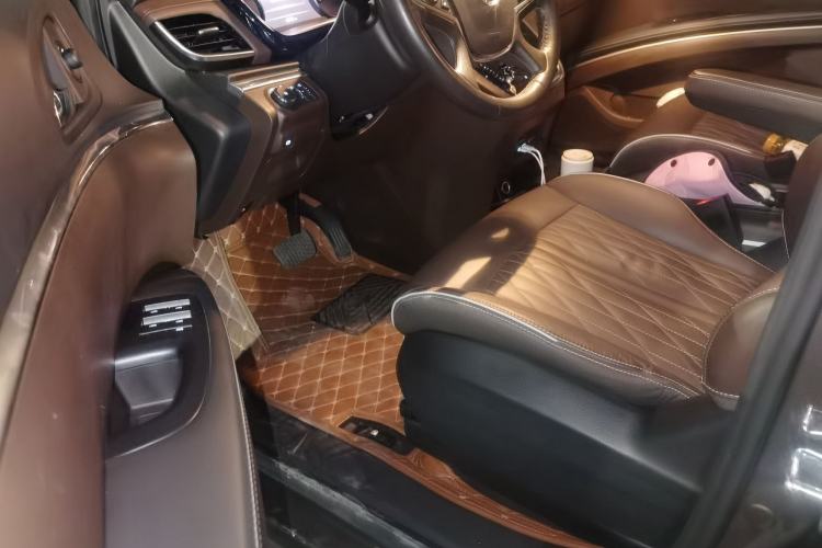 Used Buick GL8 2022 Land Business Class 652T Luxury Model