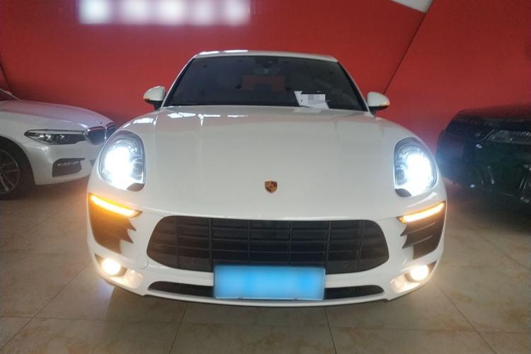 Used Porsche Macan 2017 Macan 2.0T
