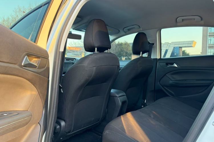 Used Peugeot 308 2018 1.6L Manual Fashion Edition
