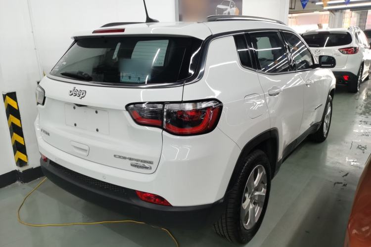 Used  Compass 2017 200T Automatic Family Edition
