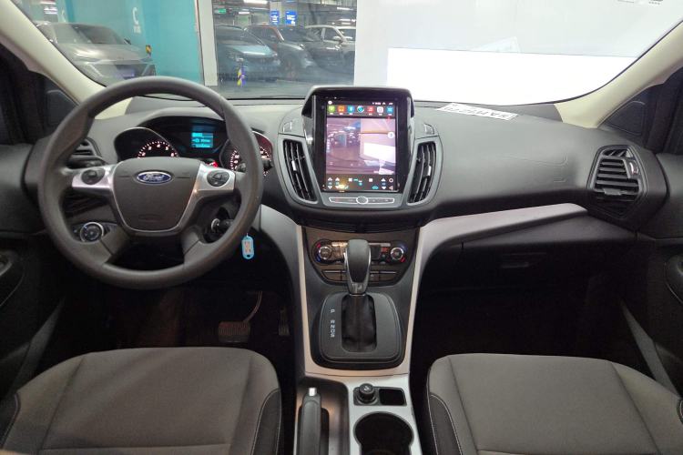 Used Ford Kuga 2015 1.5L GTDi Two-Wheel-Drive Comfort Model
