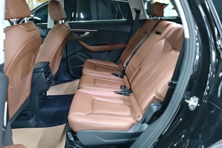 Used Audi Q7 2023 55 TFSI quattro S line Sport Edition
