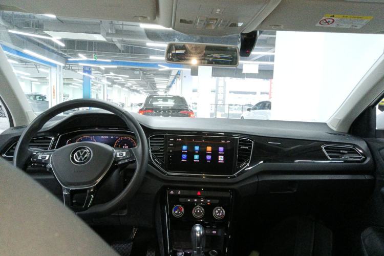 Used Volkswagen T-ROC 2021 280TSI DSG Two-Wheel Drive Comfort Connect Edition
