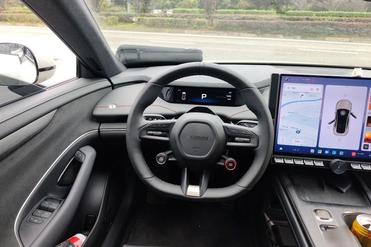 Used  SU7 2024 Rear-Drive Ultra-Long Range Advanced Pro-Level Intelligent Driving Version
