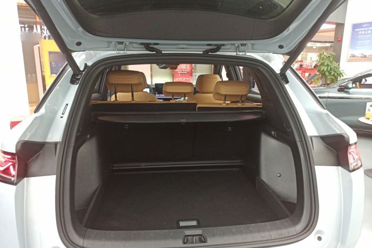 Used BYD Song L DM-i 2025 Intelligent Driving Version 160 km Beyond-Range Type
