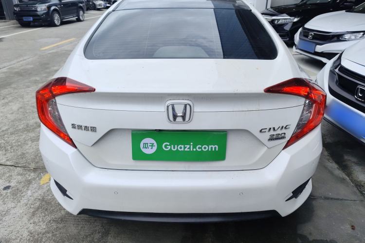 Used Honda Civic 2016 220TURBO CVT Prestige Edition
