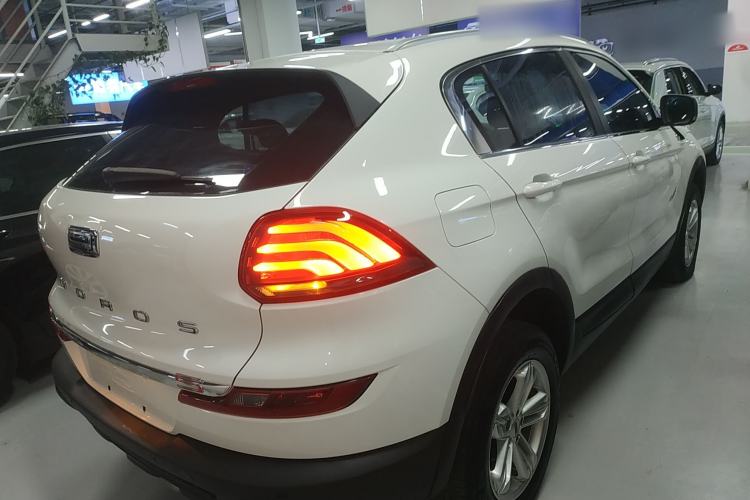 Used Qoros 5 2018 Revised Version 1.6T Automatic Leading Edition