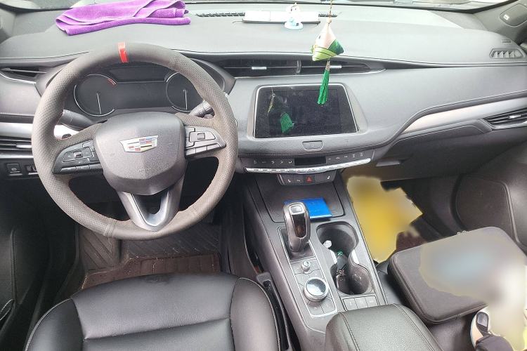 Used Cadillac XT4 2018 28T Two-Wheel Drive Leading Version
