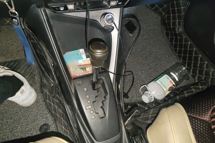 Used Toyota YARiS L 2015 1.5E Automatic Charm Edition
