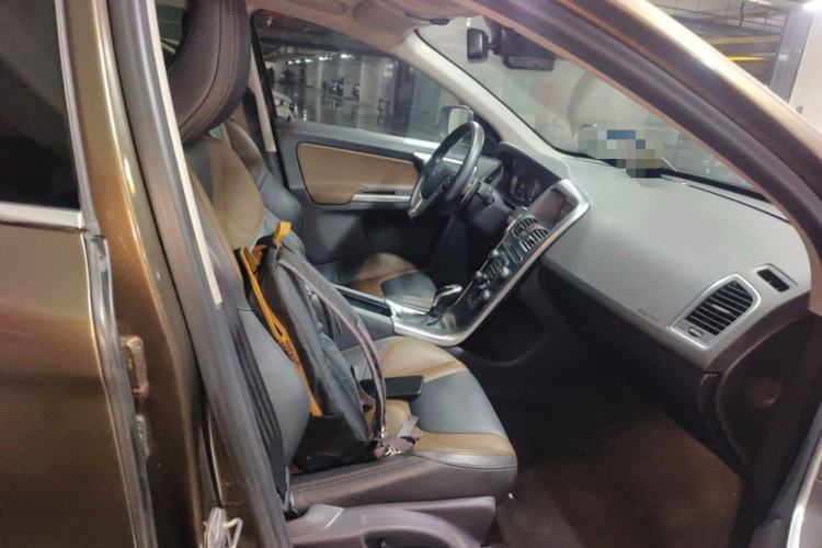 Used Volvo XC60 2014 T6 Zhiyi Edition
