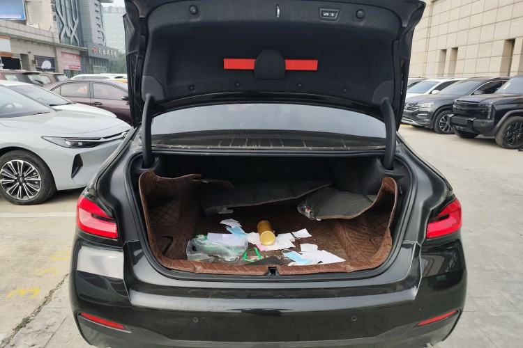 Used BMW 5 Series 2022 Restyled 530Li Leading Edition M Sport Package
