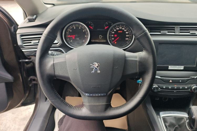 Used Peugeot 408 2014 1.8L Manual Leading Edition