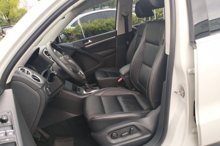 Used Volkswagen Tiguan 2017 300TSI Automatic Two-Wheel Drive Silk Road Comfort Edition
