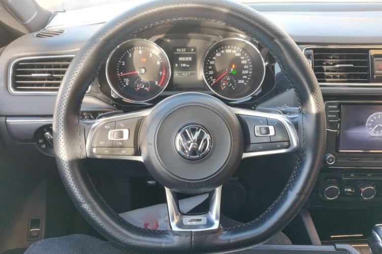 Used Volkswagen Sagitar 2016 280TSI Automatic R-Line