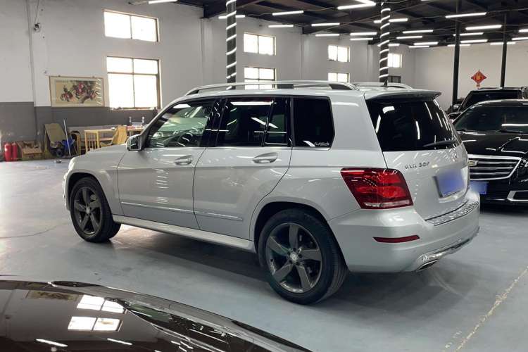Used Mercedes-Benz GLK-Class 2013 GLK 300 4MATIC Dynamic Sunroof Model
