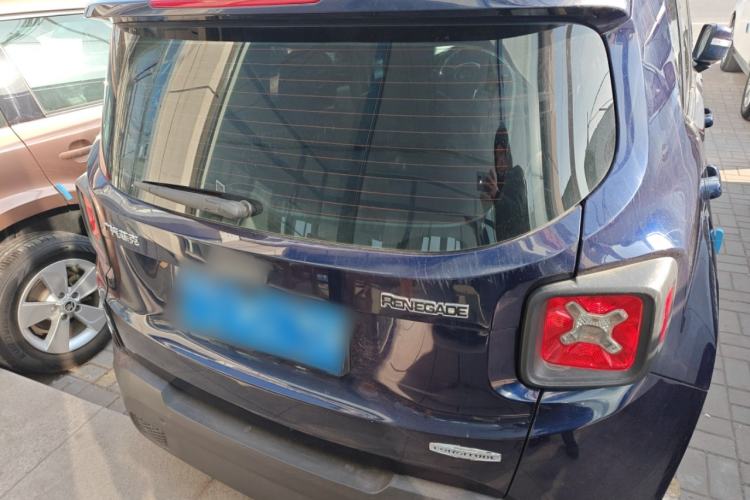 Used  Renegade 2018 Connected Large Screen Version 180T Automatic High-Energy Edition