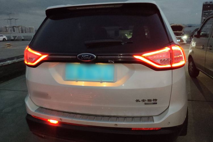 Used Ford Edge 2016 EcoBoost 245 Four-Wheel Drive Titanium 7-Seater
