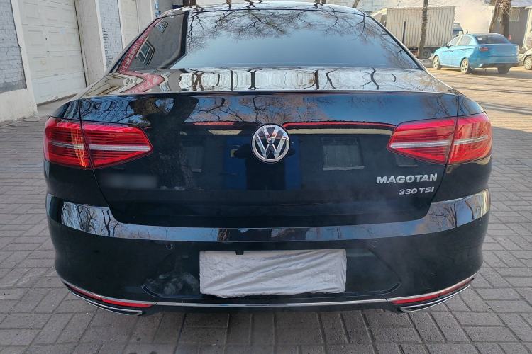 Used Volkswagen Magotan 2017 330TSI DSG Luxury Model
