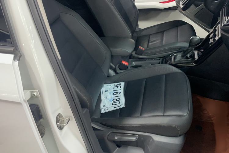 Used Volkswagen T-ROC 2020 280TSI DSG Two-Wheel Drive Comfort Version