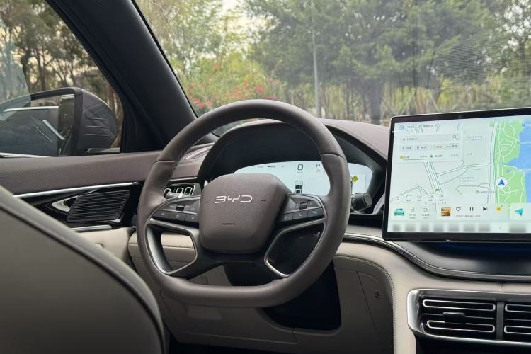 Used BYD Song PLUS New Energy 2025 EV Intelligent Driving Version 520km Premium Model
