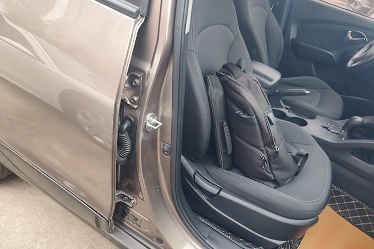 Used Hyundai ix35 2015 2.0L Automatic 2WD Comfort Edition China IV Standard
