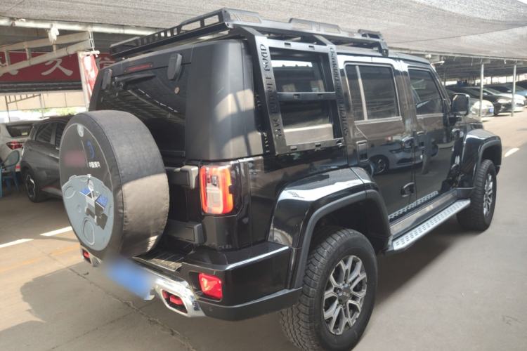 Used  BJ40 2023 2.0T Automatic Four-Wheel Drive Urban Hunter Edition Prestige Version
