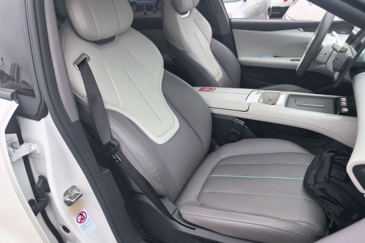 Used  L07 2024 300Max Extended-Range Version
