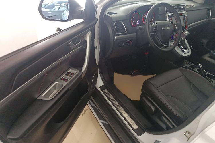 Used Haval M6 2017 1.5T Automatic Two-Wheel Drive Elite Model
