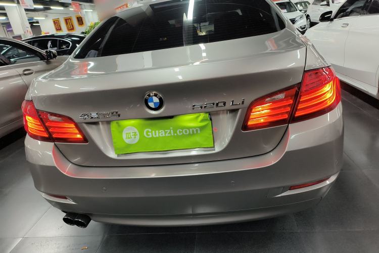 Used BMW 5 Series 2014 520Li Elegant Model
