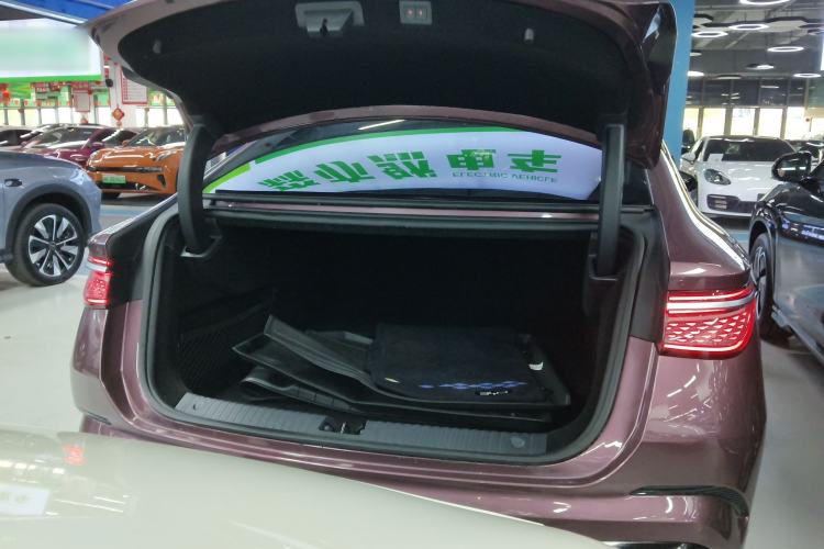 Used BYD Seal 2023 DM-i 1.5T 121km Flagship Model
