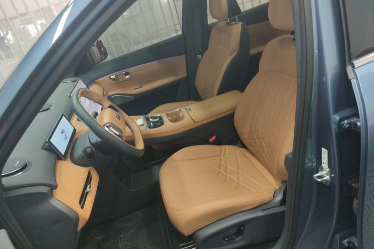 Used  Galaxy Xingjian 7 EM-i 2025 120km Flagship Edition
