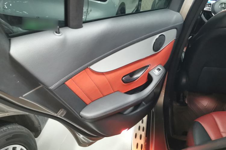 Used Mercedes-Benz GLC Coupe 2020 GLC 260 4MATIC Coupe SUV
