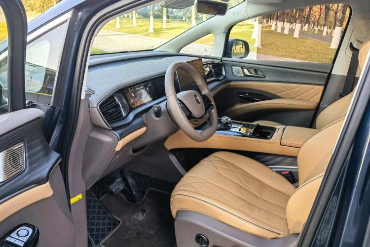 Used Denza D9 2022 DM-i 970 Four-Wheel Drive Flagship Model