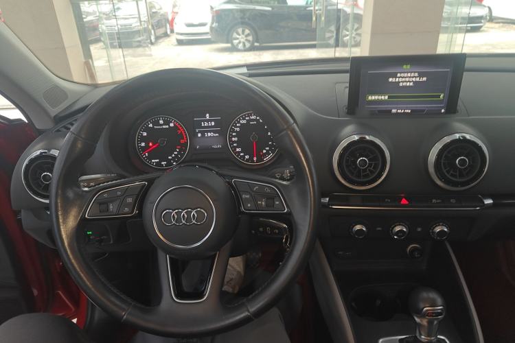 Used Audi A3 2018 30th Anniversary Edition Sportback 35 TFSI Fashion Model
