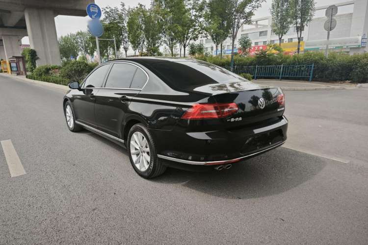 Used Volkswagen Magotan 2018 330TSI DSG Advanced Model
