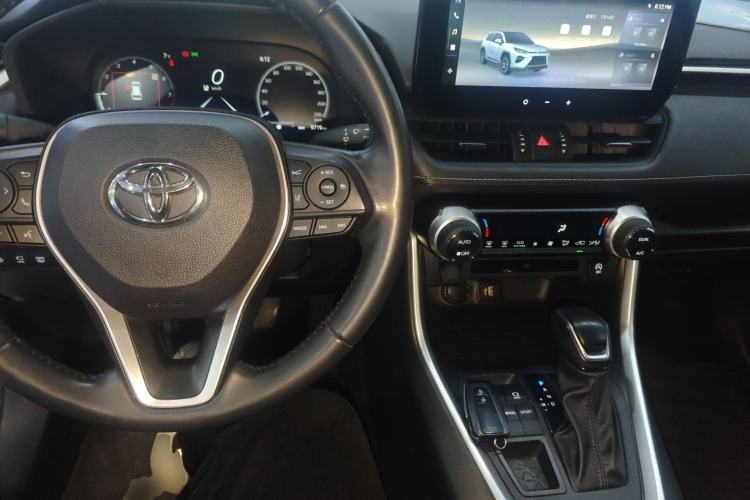 Used Toyota Wildlander 2023 2.0L CVT Four-Wheel Drive Luxury PLUS Edition
