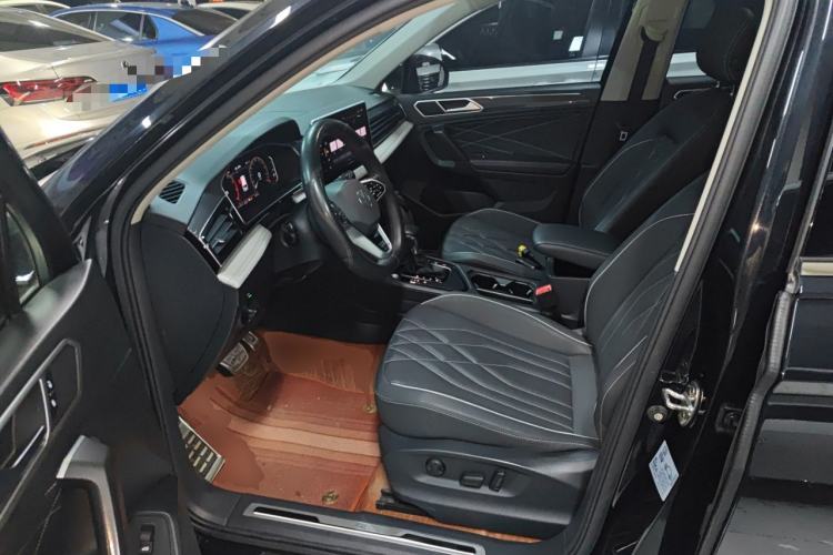 Used Volkswagen Tiguan L 2022 330TSI Automatic Two-Wheel Drive R-Line Enhanced Edition