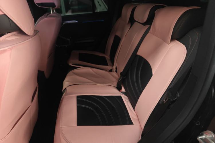 Used JETOUR Traveler 2023 2.0T All-Wheel Drive CrossPRO+
