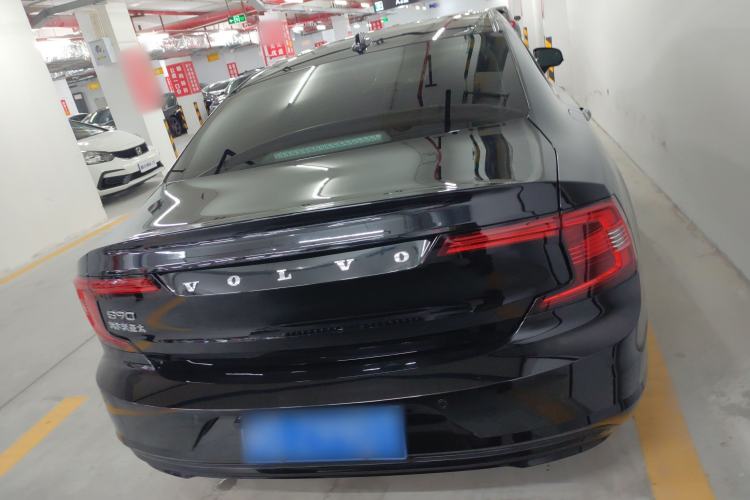 Used Volvo S90 2022 B5 Zhiyi Luxury Edition
