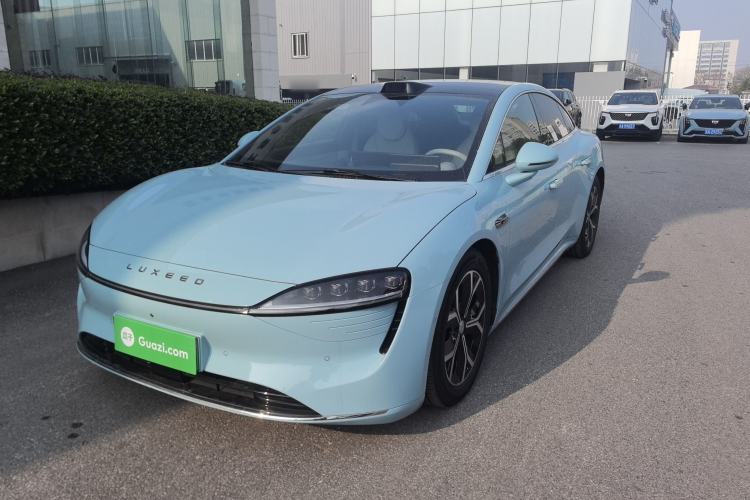 Used Hima Luxeed S7 2025 855 km Max