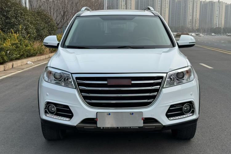 Used Haval H6 2015 Revised Version Sport Edition 1.5T Manual Transmission Two-Wheel Drive Elite Grade
