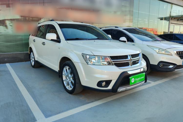 Used Dodge Journey 2013 2.4L Two-Wheel Drive Luxury Version
