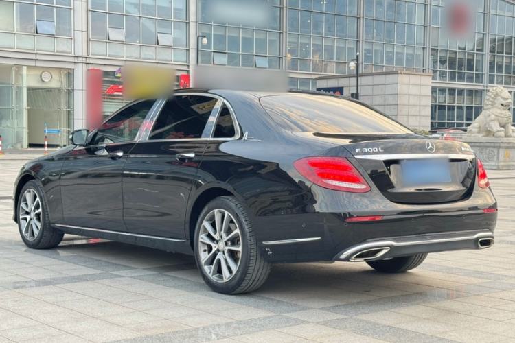 Used Mercedes-Benz E-Class 2016 E 300 L Stylish Model
