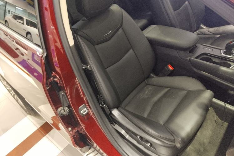 Used Cadillac XT5 2016 25T Luxury Model
