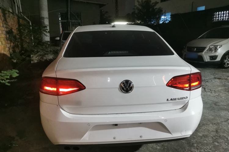 Used Volkswagen Lamando 2017 230TSI DSG Fashion Edition
