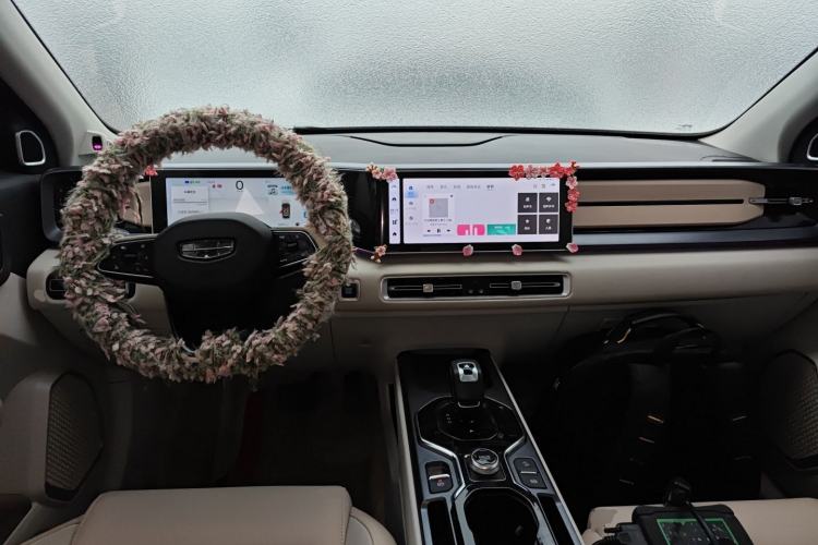 Used Geely Auto icon 2023 1.5TD Chocolate Luxe Edition
